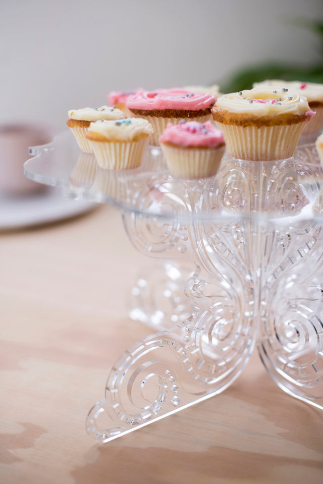 intricate cake stand