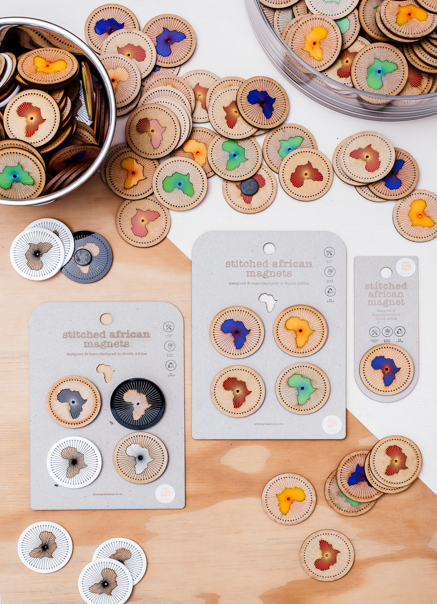 africa stitched magnet / brooch set of 4